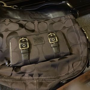 Coach purse and wallet brown great shape